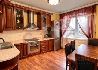 Трехкомнатная квартира на продажу, 83 м2, Старый Оскол, микрорайон Восточный, 45