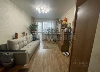 Продаю трехкомнатную квартиру, 51.4 м2, Смоленск, улица Маршала Ерёменко, 48