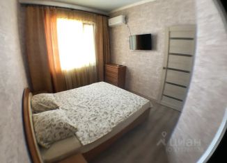 Аренда комнаты, 37 м2, Алушта, улица Глазкрицкого, 8
