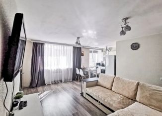 Сдается двухкомнатная квартира, 41 м2, Мичуринск, Советская улица, 252