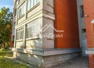 Трехкомнатная квартира на продажу, 105.6 м2, Старый Оскол, микрорайон Дубрава, квартал 2, 2А