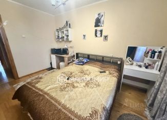 Трехкомнатная квартира на продажу, 61.3 м2, Брянская область, улица Богдана Хмельницкого, 35