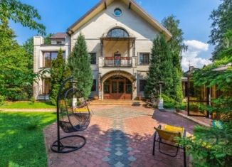 Продам коттедж, 520 м2, Московская область, Деревенская улица