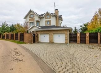 Продам коттедж, 400 м2, Московская область