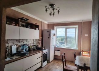 Продаю 4-комнатную квартиру, 81 м2, Старый Оскол, улица Хмелёва, 10