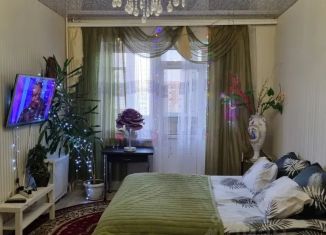 Сдам в аренду 1-ком. квартиру, 50 м2, Курская область, проспект Анатолия Дериглазова, 35