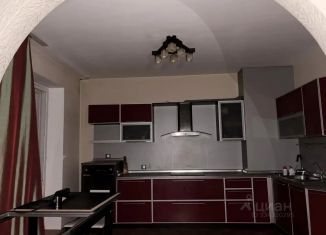 Продаю 4-комнатную квартиру, 114 м2, Старый Оскол, микрорайон Степной, 7