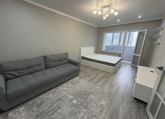 Продам двухкомнатную квартиру, 78 м2, Астрахань, улица Полякова, 8