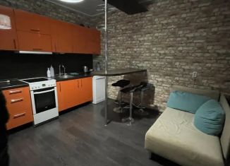 Сдается двухкомнатная квартира, 63 м2, Волгоград, улица Маршала Воронова, 14