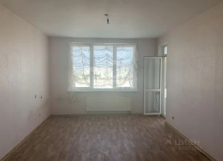 Продается трехкомнатная квартира, 84.1 м2, Крым, улица 9 Мая, 45А