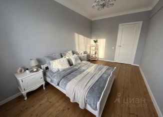 Сдается двухкомнатная квартира, 65 м2, Костромская область, улица Титова, 4