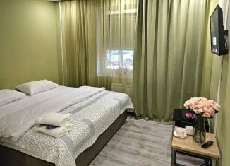 Сдаю в аренду комнату, 35 м2, Москва, улица Винокурова, 6, метро Академическая