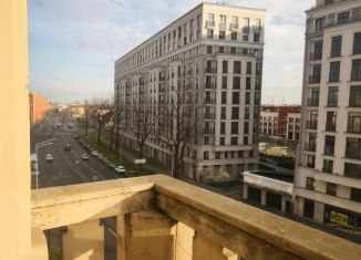 Продам комнату, 77 м2, Санкт-Петербург, Благодатная улица, 46, Московский район