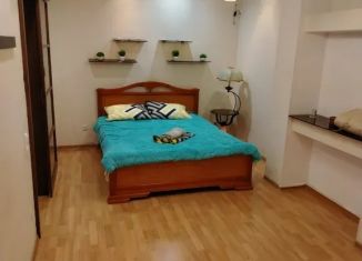 Сдаю 2-комнатную квартиру, 80 м2, Белгород, улица 60 лет Октября, 2Б