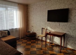 Сдаю в аренду 1-ком. квартиру, 40 м2, Усинск, Приполярная улица, 10А