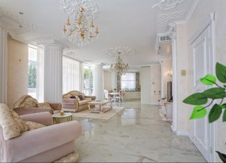 Продается трехкомнатная квартира, 143 м2, посёлок городского типа Гурзуф, улица Строителей, 3А