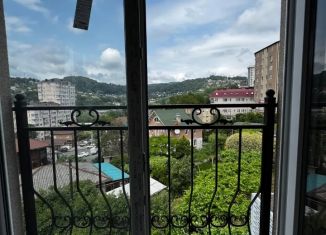 2-ком. квартира на продажу, 33 м2, Сочи, улица Тимирязева, 26