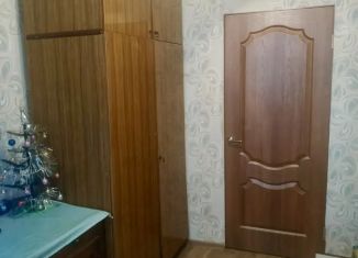 Продаю 3-комнатную квартиру, 68 м2, Крым, проспект Победы, 30