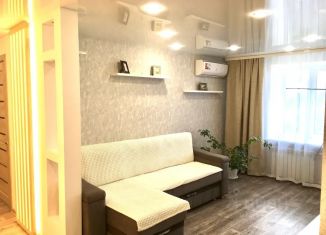 Сдается в аренду однокомнатная квартира, 50 м2, Благовещенск, улица Ленина, 123