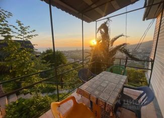 Сдается в аренду дом, 30 м2, Краснодарский край, улица Моряков, 18