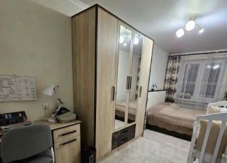 Продаю 3-ком. квартиру, 58.7 м2, Крым, улица 9 Мая, 37