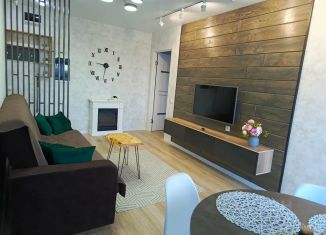 Сдается двухкомнатная квартира, 41 м2, Курган, улица Пушкина, 43