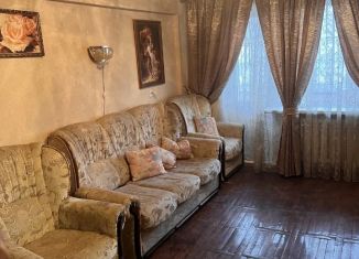 Продам четырехкомнатную квартиру, 62 м2, Калужская область, улица Константиновых, 9