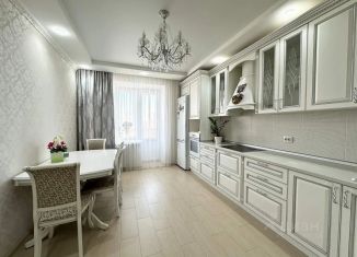 Продаю 2-комнатную квартиру, 75.1 м2, Чувашия, проспект Тракторостроителей, 70