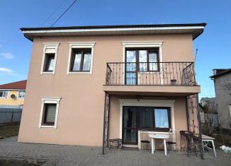 Сдам дом, 180 м2, Зеленоградск, Солнечная улица, 55/1