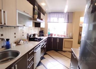 Продам 3-ком. квартиру, 74.1 м2, Владимирская область, улица Модорова, 3