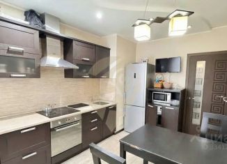 Продается 3-комнатная квартира, 62 м2, Старый Оскол, микрорайон Конева, 1