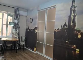Сдача в аренду 2-комнатной квартиры, 44 м2, Астрахань, улица Урицкого, 10/9, Кировский район