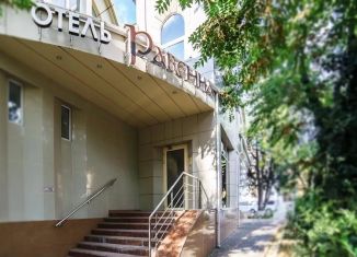Комната в аренду, 10 м2, Алушта, переулок Иванова, 1