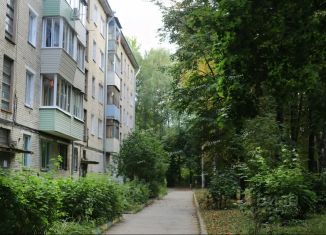 Трехкомнатная квартира на продажу, 59 м2, Тульская область, Парашютный проезд, 38Б