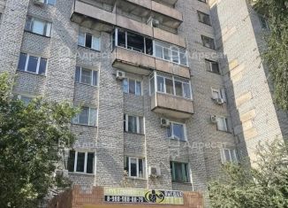 Продаю комнату, 181.7 м2, Волгоград, улица Дегтярёва, 1