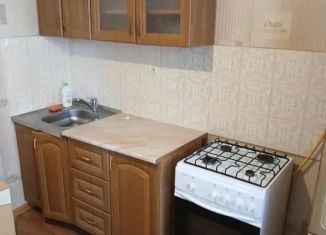 Сдается в аренду 1-ком. квартира, 38 м2, Чувашия, улица Богдана Хмельницкого, 94к2