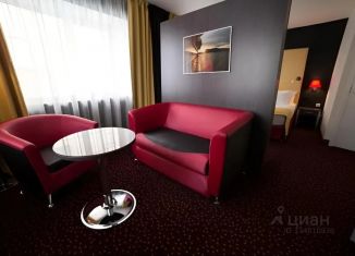 Сдам в аренду 2-комнатную квартиру, 45 м2, Курган, улица Карла Маркса, 58