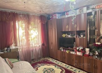 Продается 1-комнатная квартира, 31.7 м2, Астрахань, проспект Бумажников, 20Б