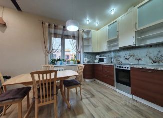 Продажа трехкомнатной квартиры, 90 м2, Новосибирская область, микрорайон Спектр, 3