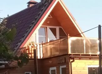Аренда дома, 100 м2, посёлок городского типа Янтарный