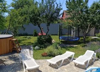 Сдается в аренду дом, 100 м2, Краснодарский край, Клубничная улица, 312