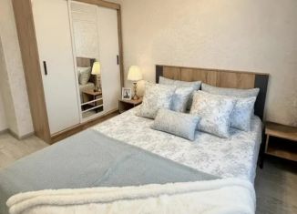 Сдача в аренду двухкомнатной квартиры, 40 м2, Астрахань, улица Бехтерева, 8, Кировский район