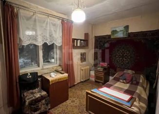 Продам 3-комнатную квартиру, 54.3 м2, Кировская область, улица Менделеева, 14