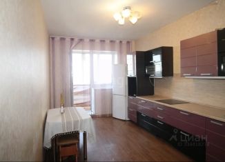 Продажа 2-ком. квартиры, 73.7 м2, Ульяновск, Железнодорожный район, улица Кирова, 6
