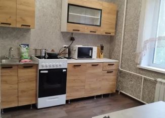 Сдам в аренду 1-ком. квартиру, 37 м2, Белгородская область, микрорайон Юбилейный, 9