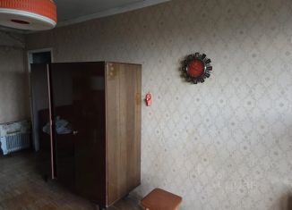 Продается двухкомнатная квартира, 42.7 м2, Москва, Гвардейская улица, 14