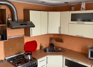 Двухкомнатная квартира в аренду, 48 м2, Усинск, улица Строителей, 14/1