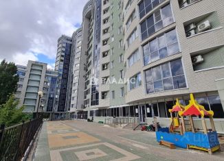 Продажа 2-комнатной квартиры, 92.1 м2, Белгородская область, Садовая улица, 3А
