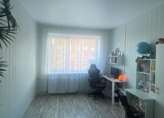 Продам 2-ком. квартиру, 30.7 м2, Удмуртия, улица Карла Маркса, 31