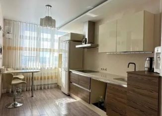 Продам 2-ком. квартиру, 80 м2, Казань, Вахитовский район, Щербаковский переулок, 7